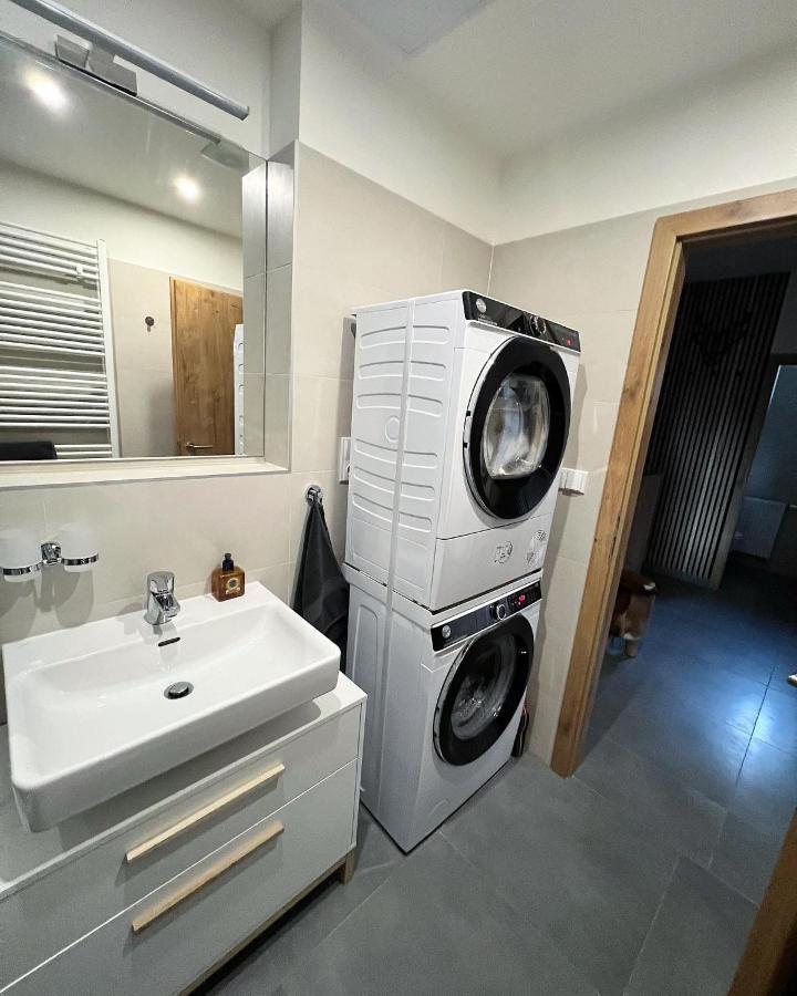 U Jelena Harrachov - Rodinny Apartman U Lesa S Garazi Esterno foto